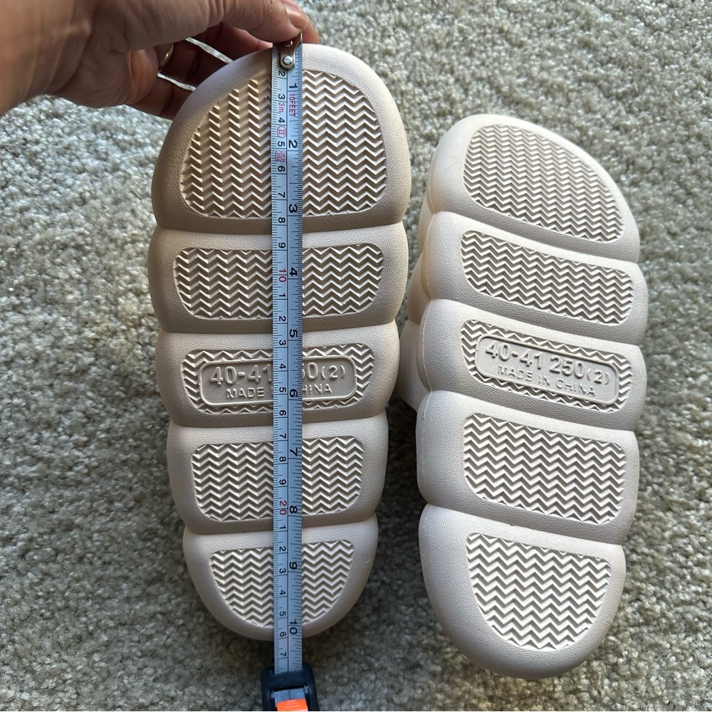 Sandals - Picture 3 of 3